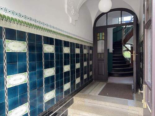 Hauseinang - 7 Zimmer Büro zur Miete in Gotha