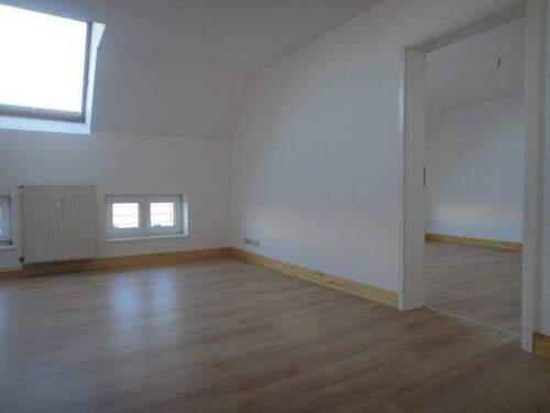 Wohnzimmer - 3 Zimmer Etagenwohnung zur Miete in Schwerin