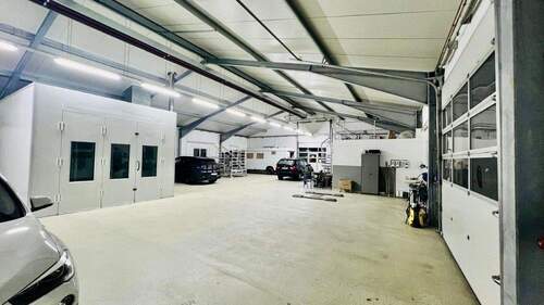 Lackierwerkstatt Innenbereich - Einfamilienhaus mit 233,00 m&sup2; in Gomaringen zum Kaufen