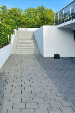 Treppenaufgang außen - 