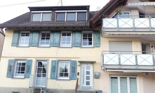 Südseite Haus - 2-Zimmer-DG-Wohnung ! Nur 100 Meter zum See !