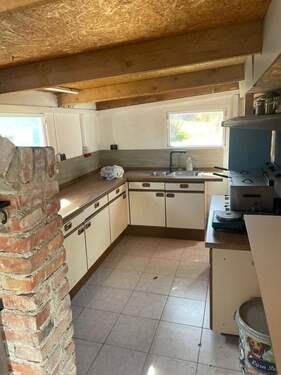 76b8e2fc-53d3-4ab9-b26b-541385f2a0d8.jpeg - 