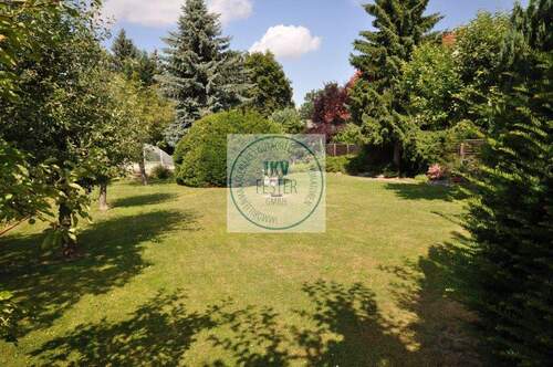 Ansicht Gst Straße - Baugrundstück mit Bungalow Nähe Markkleeberger See