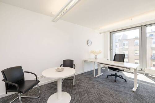 Regus Konigsallee 92a 1426 Dusseldorf Germany Smal - Büro zur Miete in Chemnitz