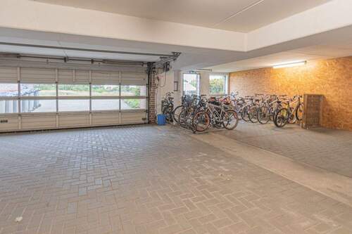 Garagentor + Fahrräder - 