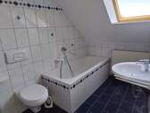 Wohnung - DG - Bad - 