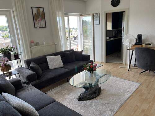 Zugang Balkon und Küche - 