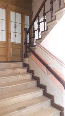 Elegante Altbautreppe - 