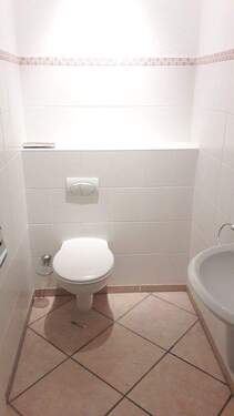 Helles Badezimmerdesign - 