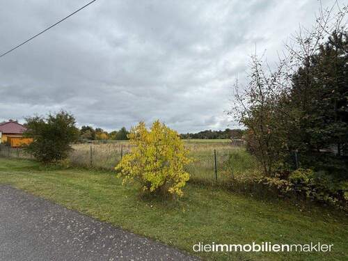 Grundstück - Baugrundstück in reizvoller und ruhiger Lage
