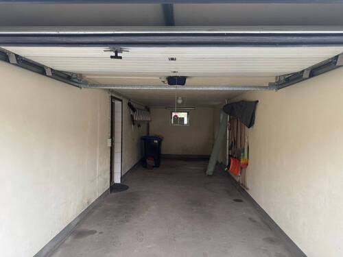 Garage - 