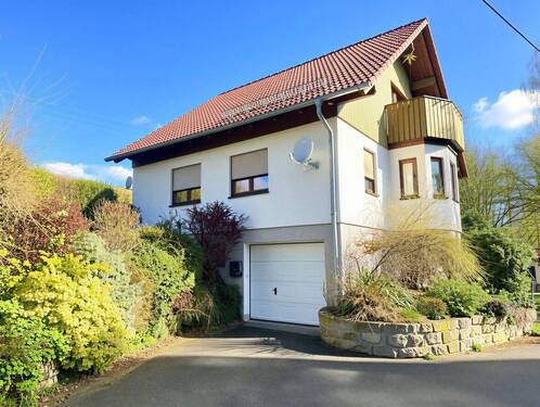 Hausansicht - 5 Zimmer Einfamilienhaus zum Kaufen in Hausdorf