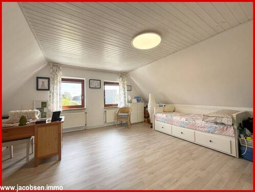 Schlafzimmer im Dachgeschoss - 