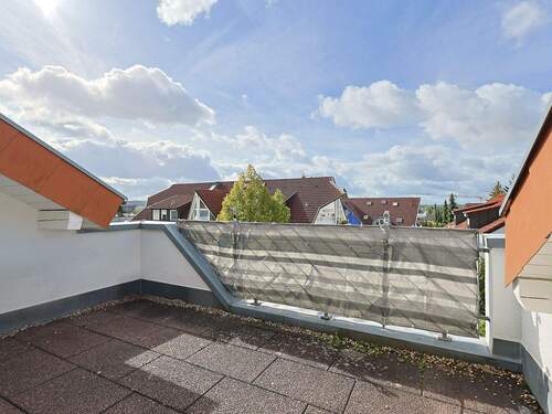 Großer, sonniger Balkon - 4 Zimmer Etagenwohnung in Böblingen-Dagersheim