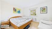Schlafzimmer mit Ankleideraum - 