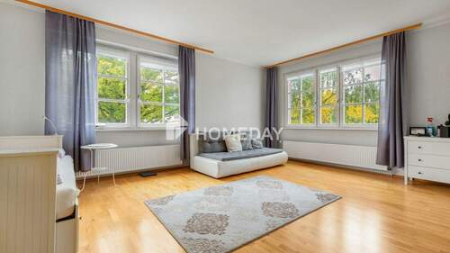 1. OG Wohnzimmer 1 - 