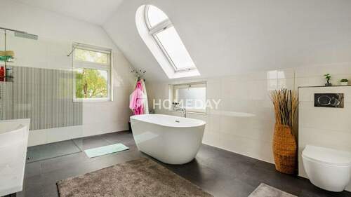 1. OG Badezimmer 1 - 