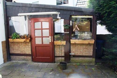 Eingang Partyraum - Einfamilienhaus mit 100,00 m&sup2; in Siegburg zum Kaufen