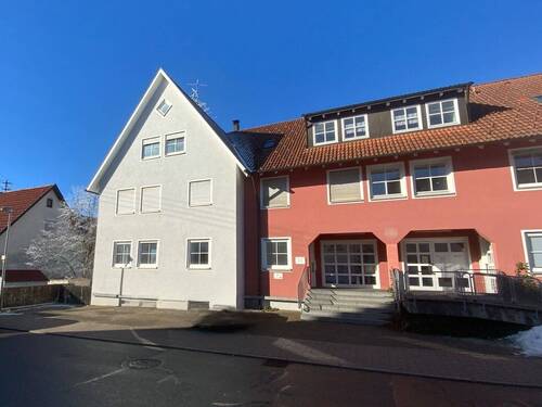 Außenansicht - 2 Zimmer Etagenwohnung zum Kaufen in Meßstetten