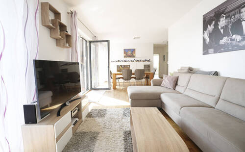 Wohnen Essen - Etagenwohnung mit 99,00 m&sup2; in Landshut zur Miete