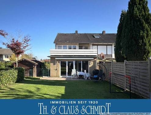Ansicht neu - Platzwunder! Geräumiges Reihenendhaus mit Teilkeller in guter Lage von Rastede