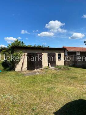 Garage - 