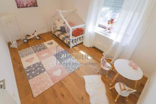 Kinderzimmer 1 - 4 Zimmer Etagenwohnung zum Kaufen in Dittelbrunn