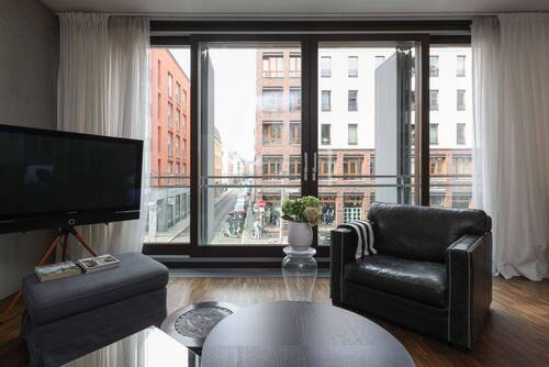 Lounge - 3 Zimmer Etagenwohnung in Berlin