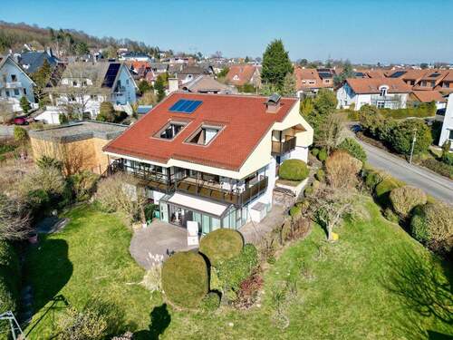 Süd- / West-Ansicht - 9 Zimmer Einfamilienhaus zum Kaufen in Kassel