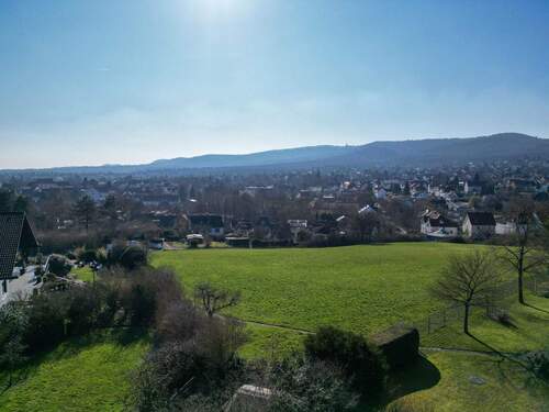 Blick Richtung Süd - West - 9 Zimmer Einfamilienhaus in Kassel