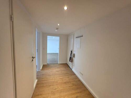 Eingangsbereich - Büro mit 67,00 m&sup2; in München zur Miete