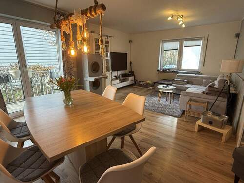 Wohnzimmer.jpeg - 3 Zimmer Etagenwohnung zum Kaufen in Darmstadt