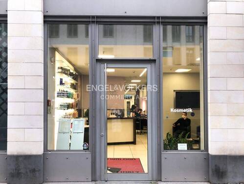 Außenansicht - Top Lage für Ihren Laden! - 4.972,00 EUR Kaltmiete,