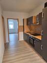 20250731_155033.jpg - renovierte 3-Raum-Wohnung im 1. OG mit Einbauküche und Stellplatz