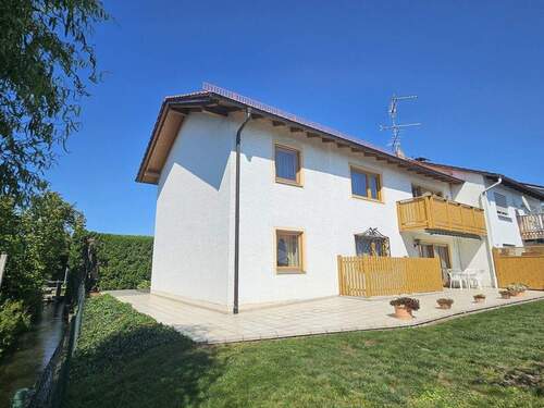 Außenansicht - 6 Zimmer Reihenendhaus zum Kaufen in Teising