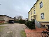 Haus- und Hofansicht - 3 Zimmer Etagenwohnung zur Miete in Oranienburg