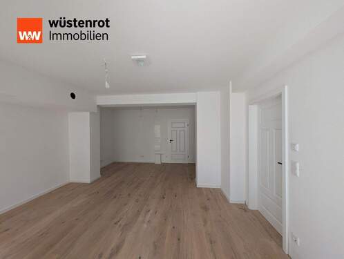 Bürofläche - Attraktive Gewerbeeinheit im Rückgebäude - Historischer Charme trifft moderne Eleganz - Kernsaniertes Denkmal in Toplage