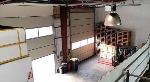 Rolltore - Halle zur Miete in Höchberg