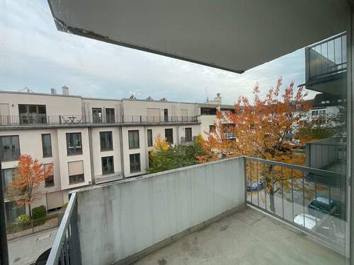 Balkon - Etagenwohnung mit 26,20 m&sup2; in München zur Miete