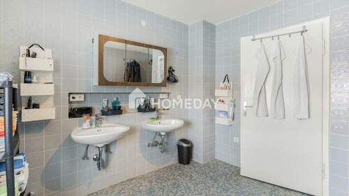 1. OG Badezimmer 3 - 