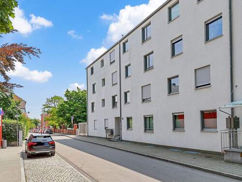 Straßenansicht - Etagenwohnung mit 45,30 m&sup2; in Ingolstadt zur Miete