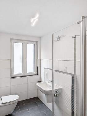 Badezimmer - Werz Immobilien - 