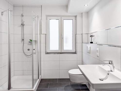 Badezimmer - Werz Immobilien - 