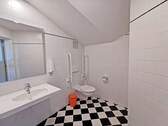 Behinderten-WC auf der Etage - 