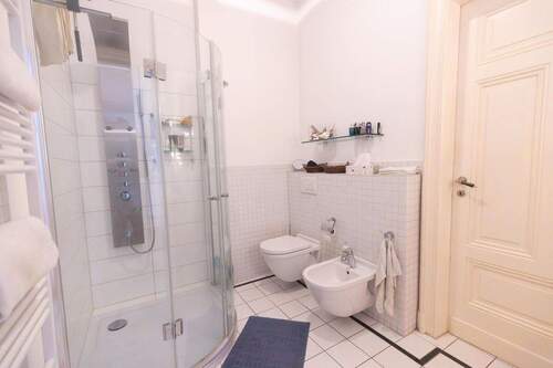 Badezimmer (EG) - 