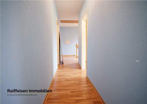 Raiffeisenstraße 23 - 