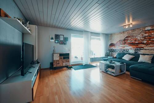 Wohnzimmer - Etagenwohnung mit 90,90 m&sup2; in Rottweil zum Kaufen