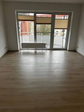 Wohnzimmer Beispielwohnung - 3 Zimmer Etagenwohnung zur Miete in Stralsund