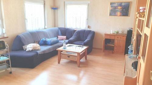 Wohnzimmer - 5 Zimmer Doppelhaushälfte in Geislingen an der Steige
