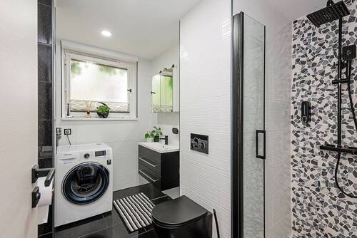 Badezimmer - Etagenwohnung mit 72,00 m² in Berlin zum Kaufen